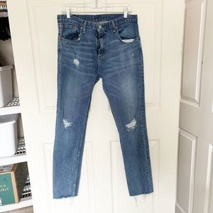 Levis 512 Medium Wash Jeans Size  32
